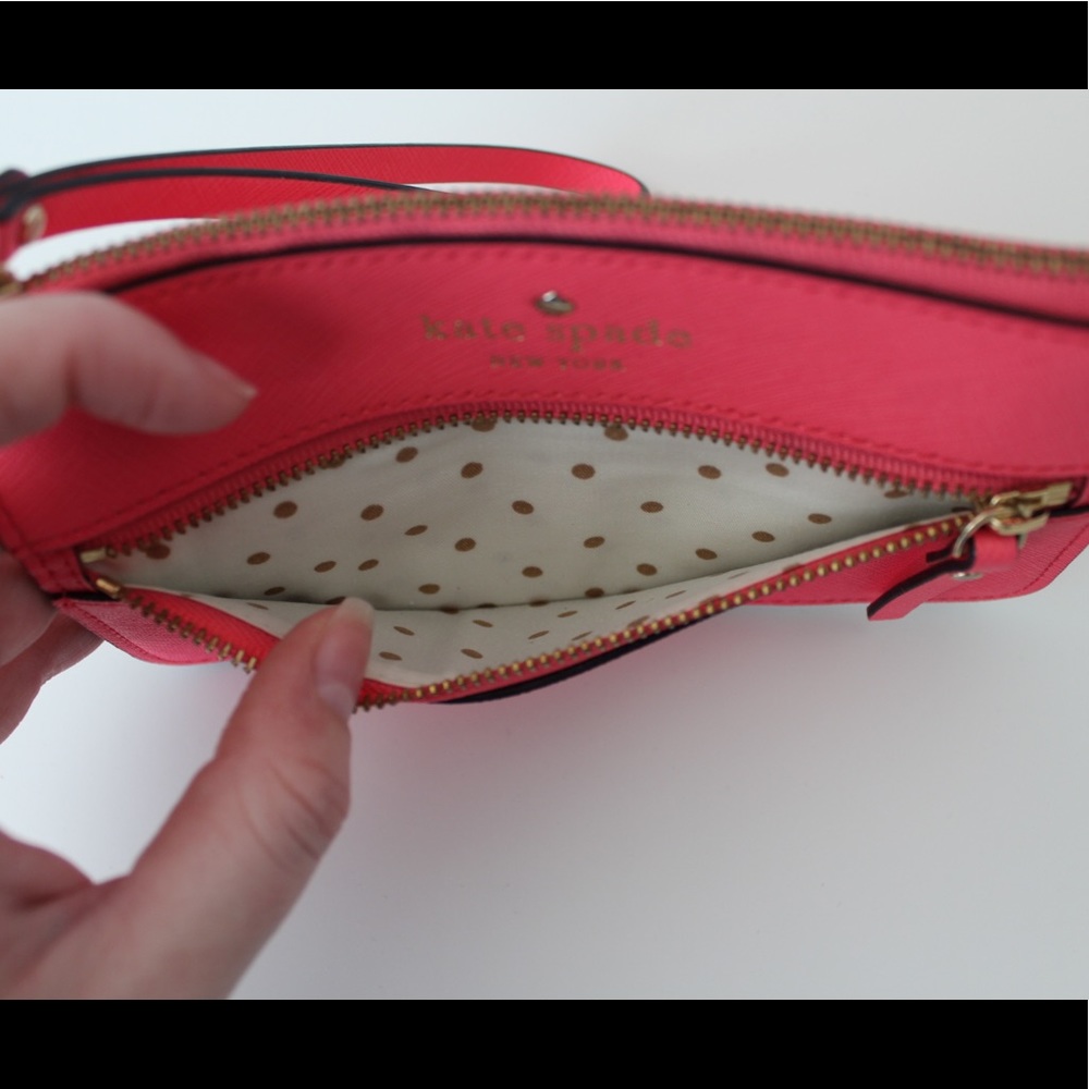 Kate Spade Wristlet - Picture 4 of 4